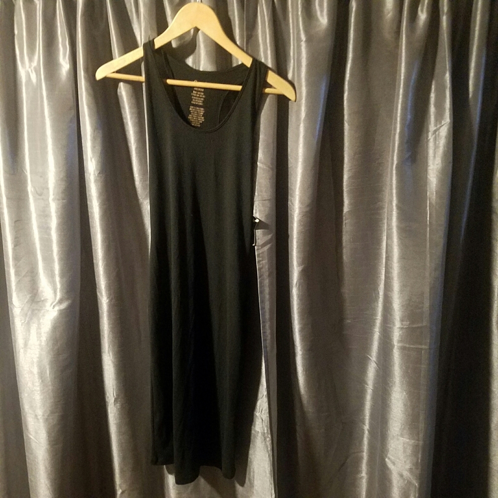 BLACK MIDI DRESS
